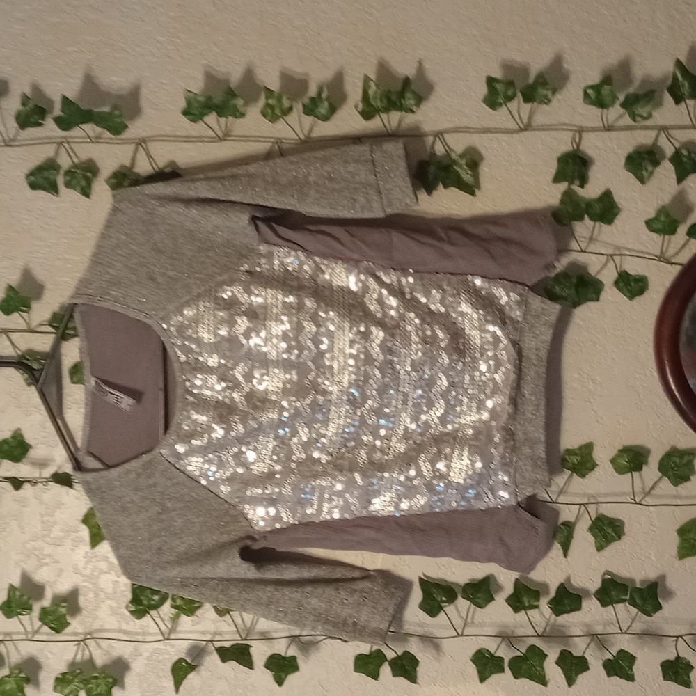 Kids gray sequin shirt